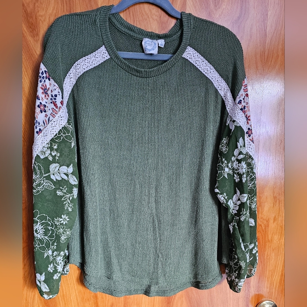 Blue Rain thermal and chiffon blouse Large